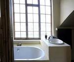 14 on main greyton self catering upstairs en-suite bathroom