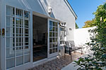 the earthy inn greyton guest seating area