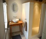 thirteen on vigne greyton accommodation guest shower